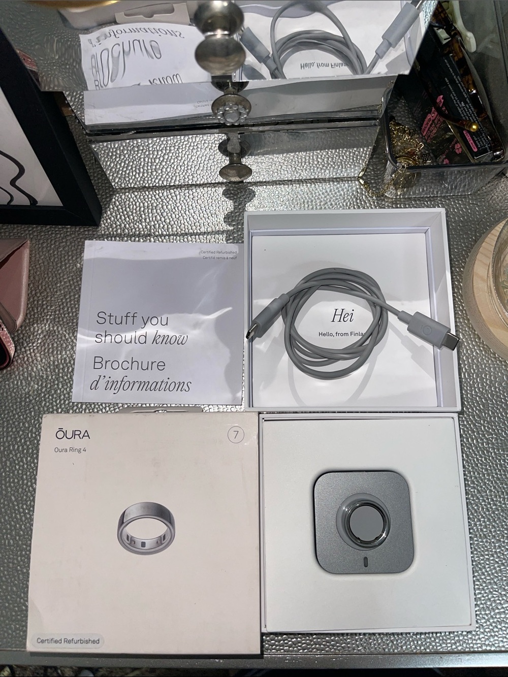 Oura Ring 4 / Charger USB-C Cable in silver/Gray